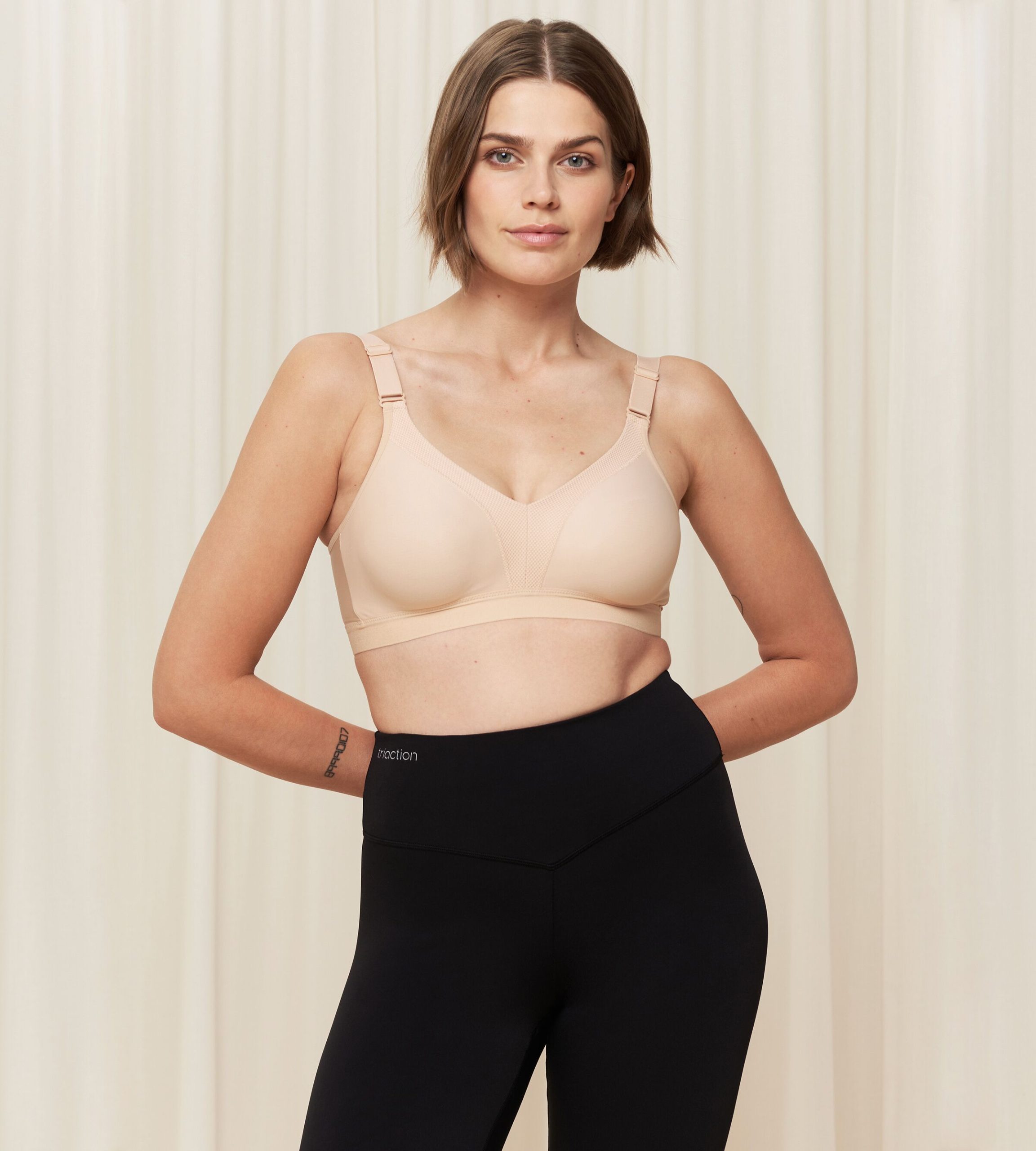Triumph triaction wellness n bustiera sport fara armatura bej